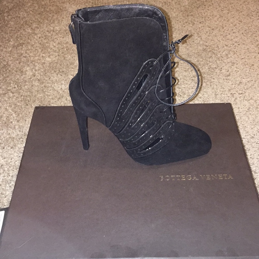 Bottega Veneta Suede Lace up Booties